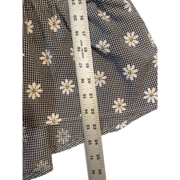 SheIn Gingham Check Daisies Short Sleeve Ruffle Womens Top Size 0XL - Picture 7 of 7